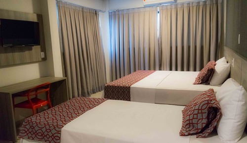 Habitación estándar con 1 cama doble o 2 individuales, accesible para personas con discapacidad