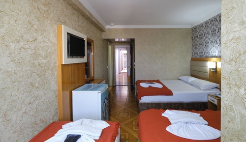 Habitación cuádruple estándar