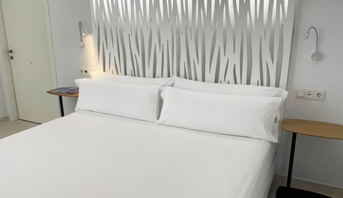 Apartamento, 3 habitaciones, vistas a la piscina
