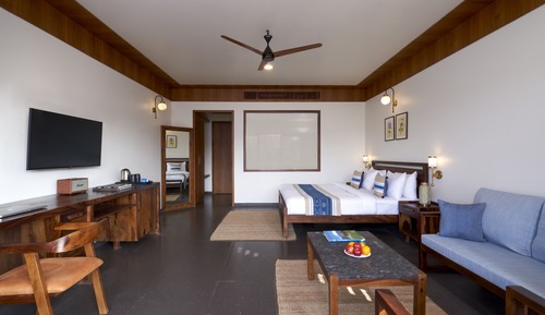 Apartamento de lujo, 1 cama de matrimonio grande, balcón