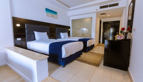 Habitación estándar con 1 cama doble o 2 individuales