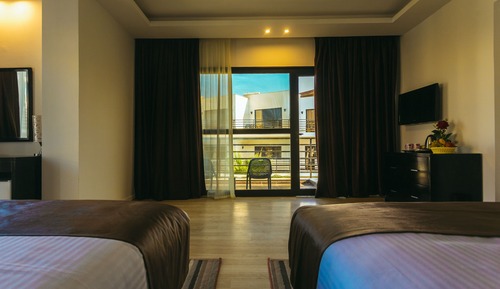 Habitación estándar con 1 cama doble o 2 individuales