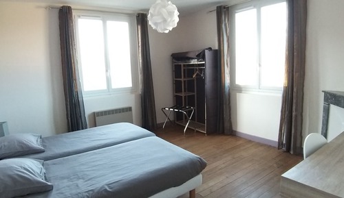 Habitación con 2 camas individuales