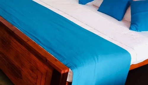 Habitación Deluxe doble, 1 cama de matrimonio, no fumadores, vistas al lago