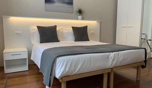 Habitación, 1 cama de matrimonio, vistas al jardín