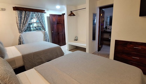 Habitación estándar, 2 camas dobles, no fumadores, cocina básica