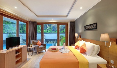 Villa ejecutiva, 3 habitaciones, piscina privada