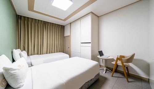 Habitación estándar con 2 camas individuales