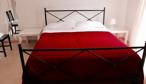 Habitación económica con 1 cama doble o 2 individuales