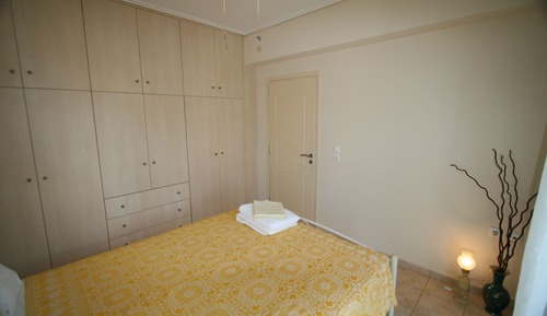 Apartamento superior, varias camas, vistas al jardín