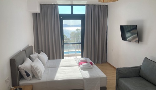 Habitación familiar, vistas al mar