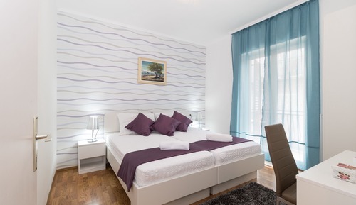 Apartamento básico, balcón