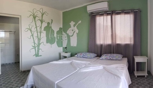 Habitación triple Confort, no fumadores, balcón