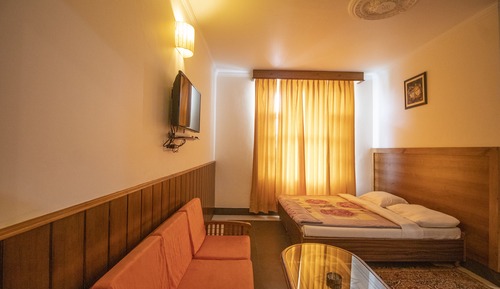 Habitación superior con 2 camas individuales