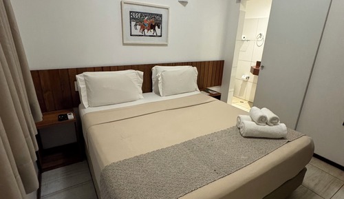 Habitación con 1 cama doble o 2 individuales, no fumadores