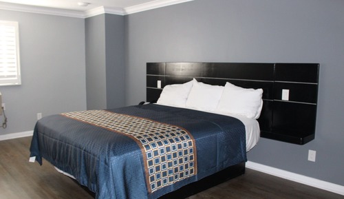 Habitación Deluxe, 1 cama de matrimonio grande, vistas a la ciudad