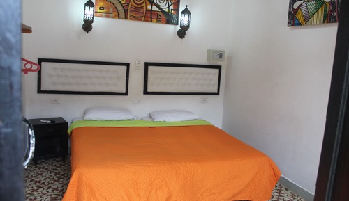 Habitación de lujo con 1 cama doble o 2 individuales, no fumadores