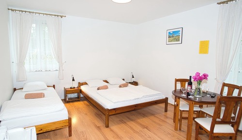 Habitación triple básica, varias camas, no fumadores