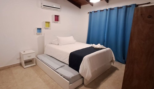 Casa clásica, varias camas, no fumadores, vistas a la piscina