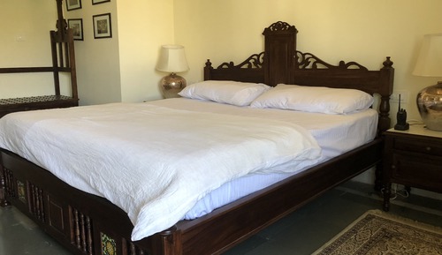 Habitación Deluxe doble, 1 cama de matrimonio grande, vistas a la colina