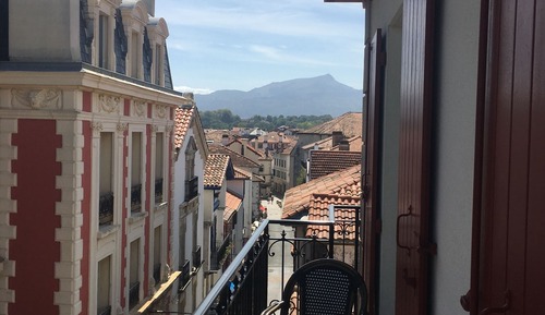 Chambre Vue Ville Balcon Prestige