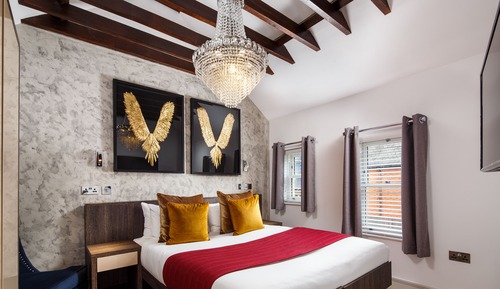 Suite Signature, 1 cama de matrimonio grande con sofá cama