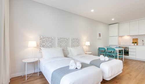 Estudio, 1 cama doble con sofá cama (2)