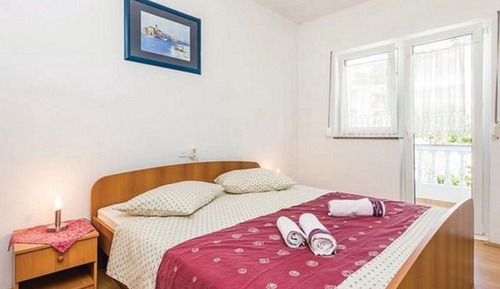 Apartamento clásico, varias camas