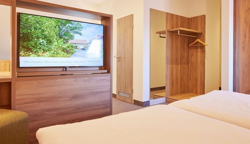 Habitación superior con 1 cama doble o 2 individuales, no fumadores