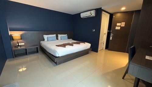 Habitación Deluxe doble, 1 cama de matrimonio grande, no fumadores