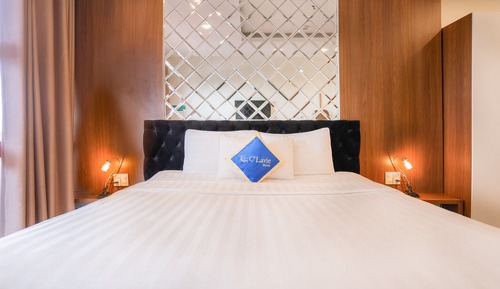 Habitación de lujo doble, 1 cama de matrimonio, vistas a la ciudad