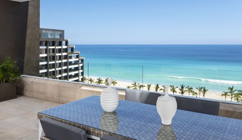4 Bedroom Penthouse Ocean Front