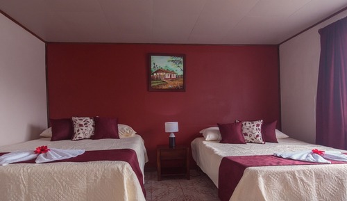 Habitación cuádruple Deluxe