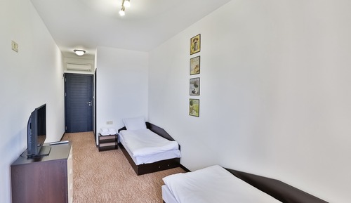 Habitación con 2 camas individuales