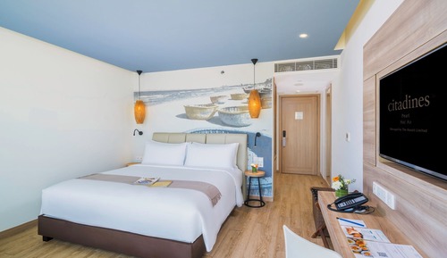 Habitación superior, vistas al jardín