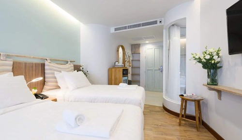 Deluxe Twin Room With Balcony
