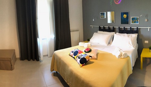 Habitación estándar con 1 cama doble o 2 individuales