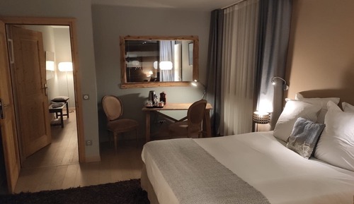 Suite Confort, baño privado (rez de jardin)