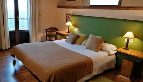 Habitación con 1 cama doble o 2 individuales