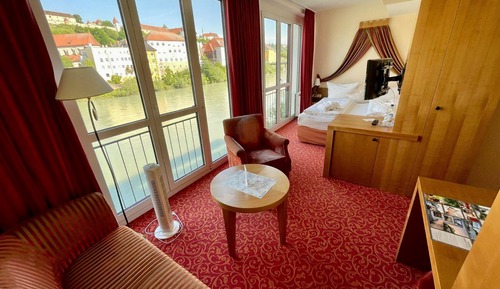 Habitación junior doble, 1 cama de matrimonio, no fumadores, vistas al río