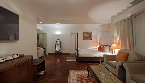 Suite familiar