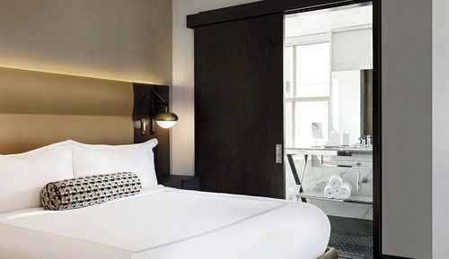 Suite, 1 cama de matrimonio grande con sofá cama (Hearing Accessible)