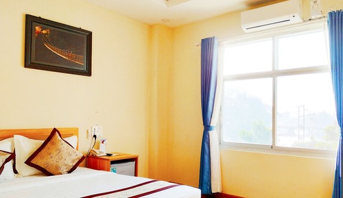 Habitación Deluxe con 1 cama doble o 2 individuales, vistas a la ciudad