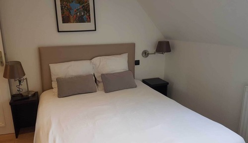 Habitación Confort doble, baño privado (Alençon)