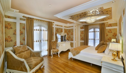 Deluxe Room with Free Spa Access (Self use & Shared)
