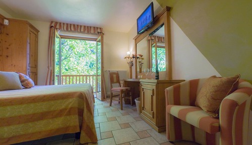 Habitación Confort doble, vistas al jardín