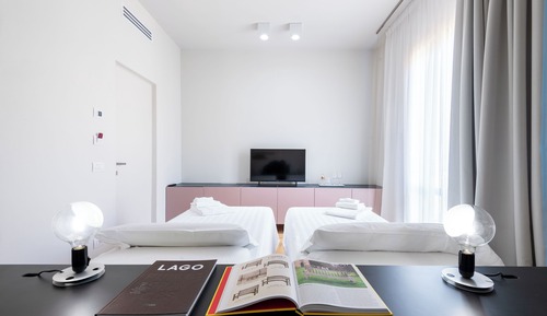 Habitación Confort con 1 cama doble o 2 individuales