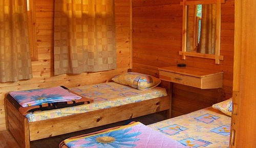 Habitación con 2 camas individuales