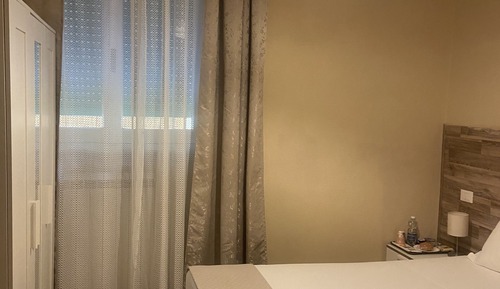Habitación estándar con 1 cama doble o 2 individuales