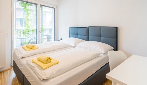 Apartamento familiar, 3 habitaciones, balcón